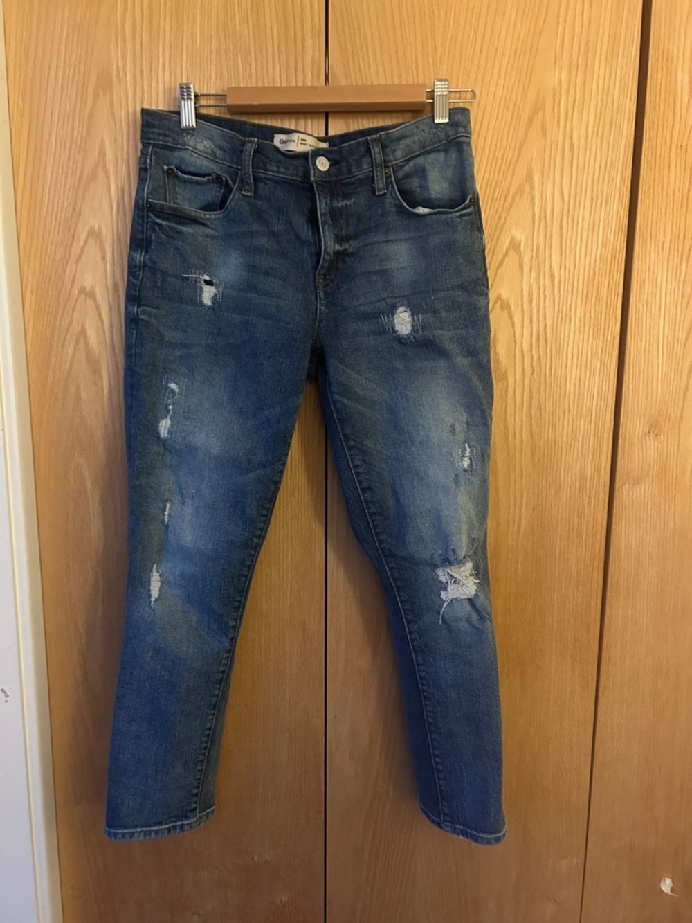 Women’s Gap Distressed Blue Skinny Jeans